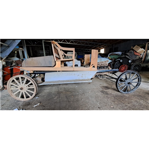 Lot 13

1914 Ford Model T Roadster 
(Project)